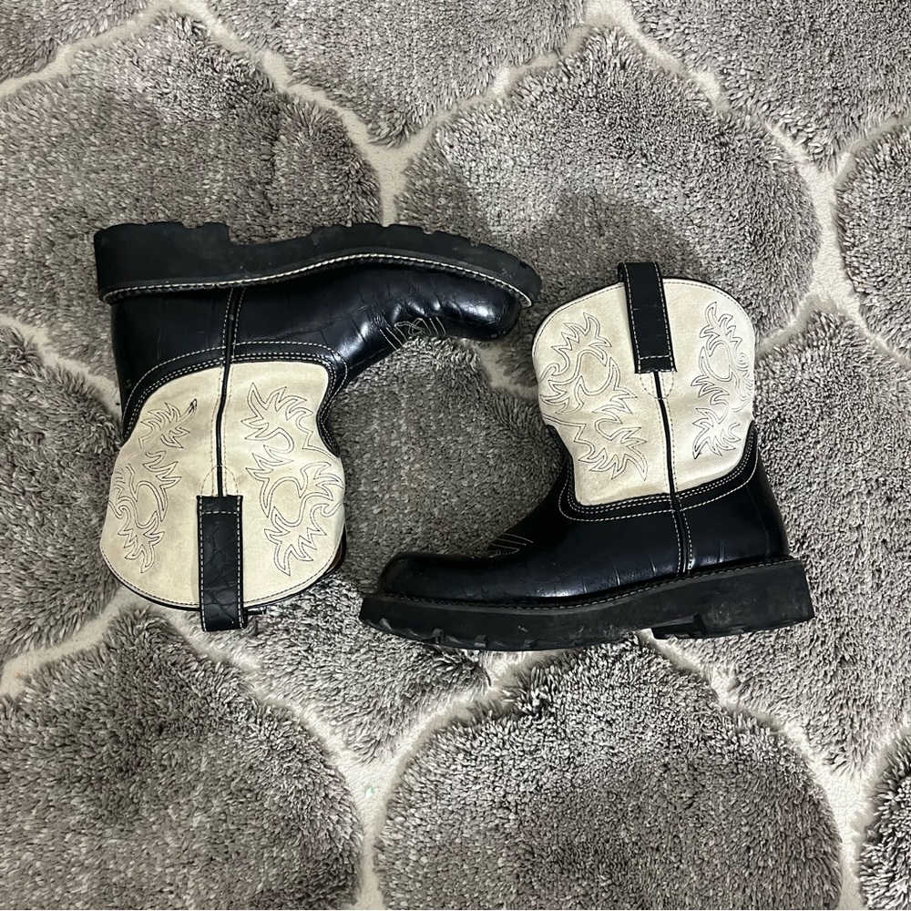 Artist western boots